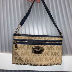 Michael Kors Handbag Baguette